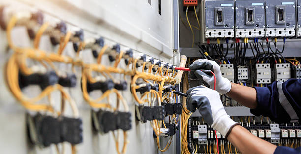 Professional Electrician technician working in Poulsbo, WA